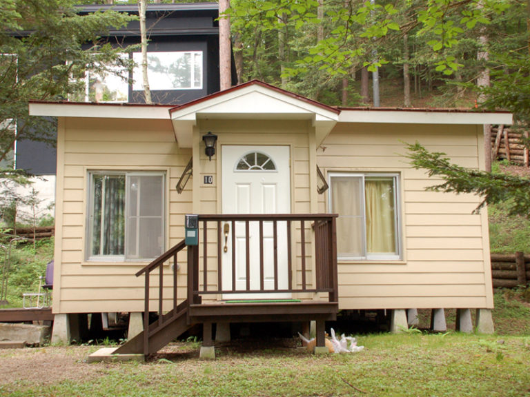 Cottage #10