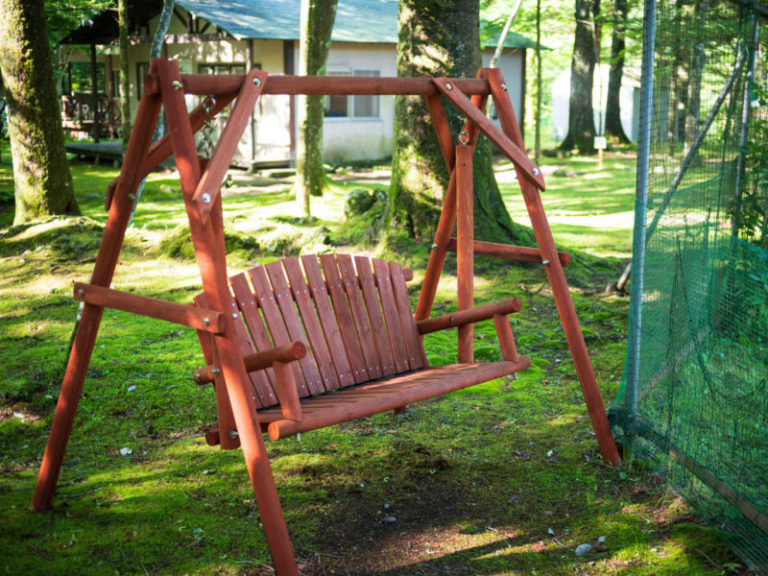 Bench swing