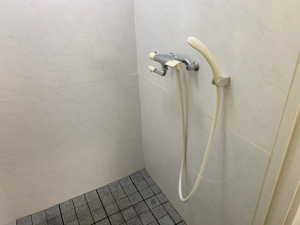 Shower Cottage #7