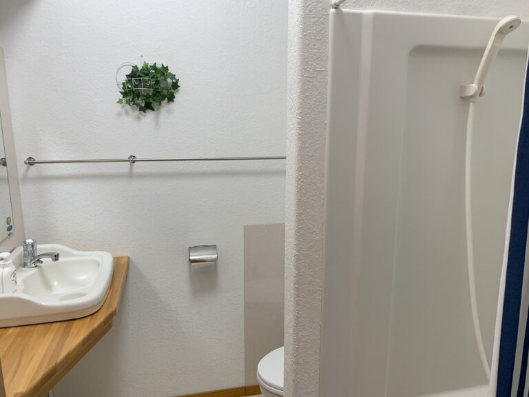 Cottage #1 Bathroom