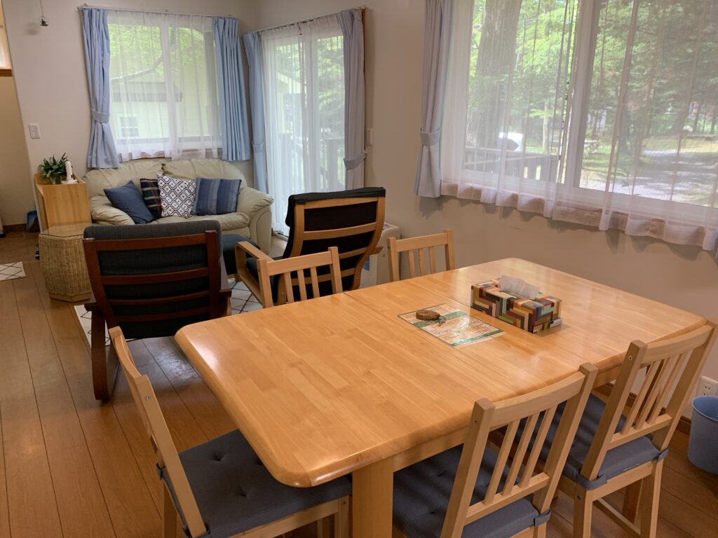 Cottage #14 Dining area