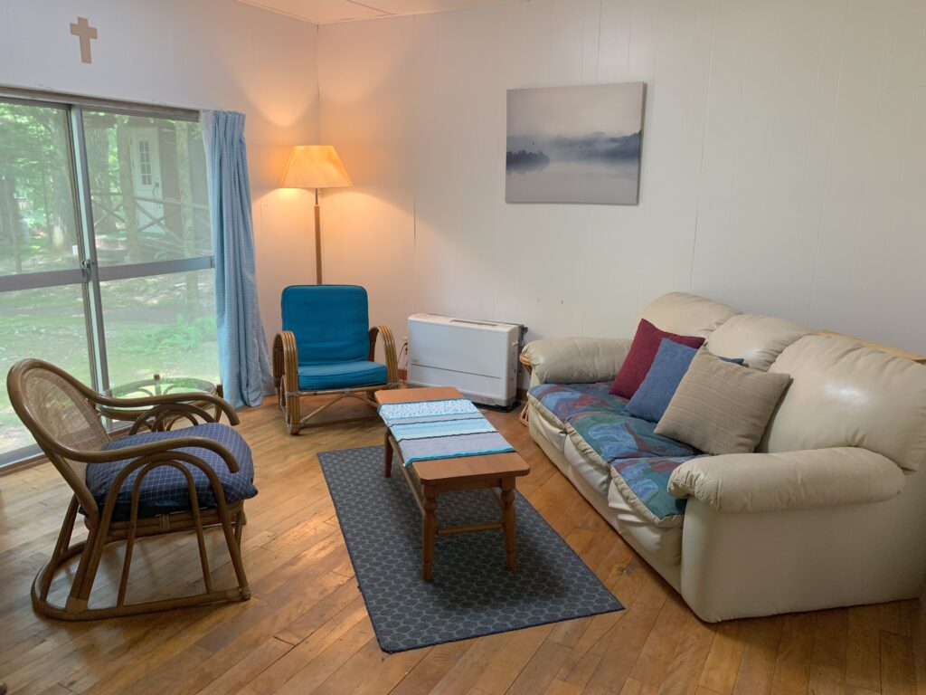 Cottage #7 Living room