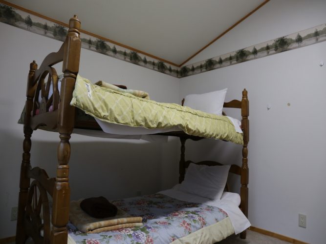 Cabin28_09